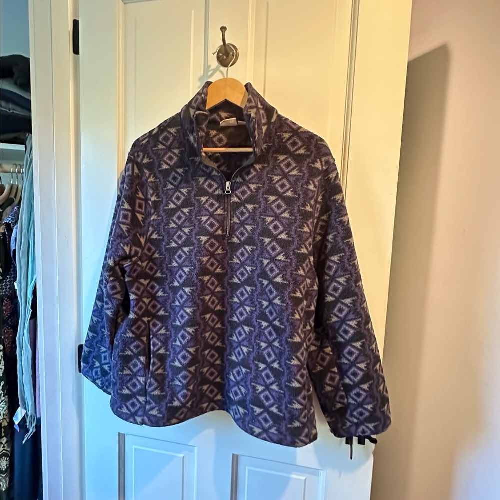 Woolrich Women's XL Fleece Jacket in Purple and Black